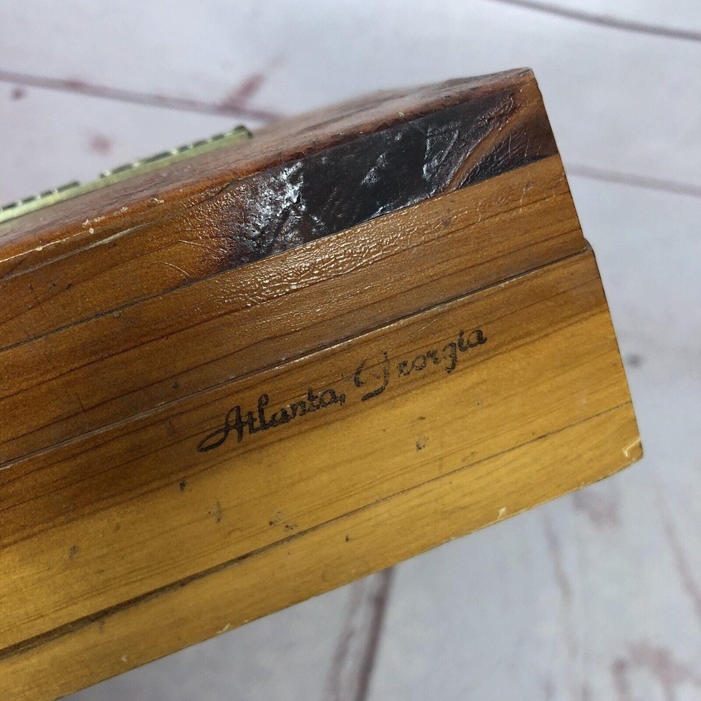 Vintage Wooden Box Trinket Jewlery Mother and Dad Wood Atlanta Georgia - Picture 5 of 8